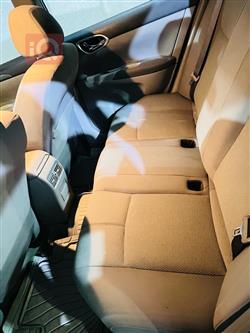 نیسان سێنترا